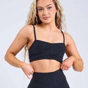 Buffbunny Ivy Wrap Sports Bra black pinstripe
